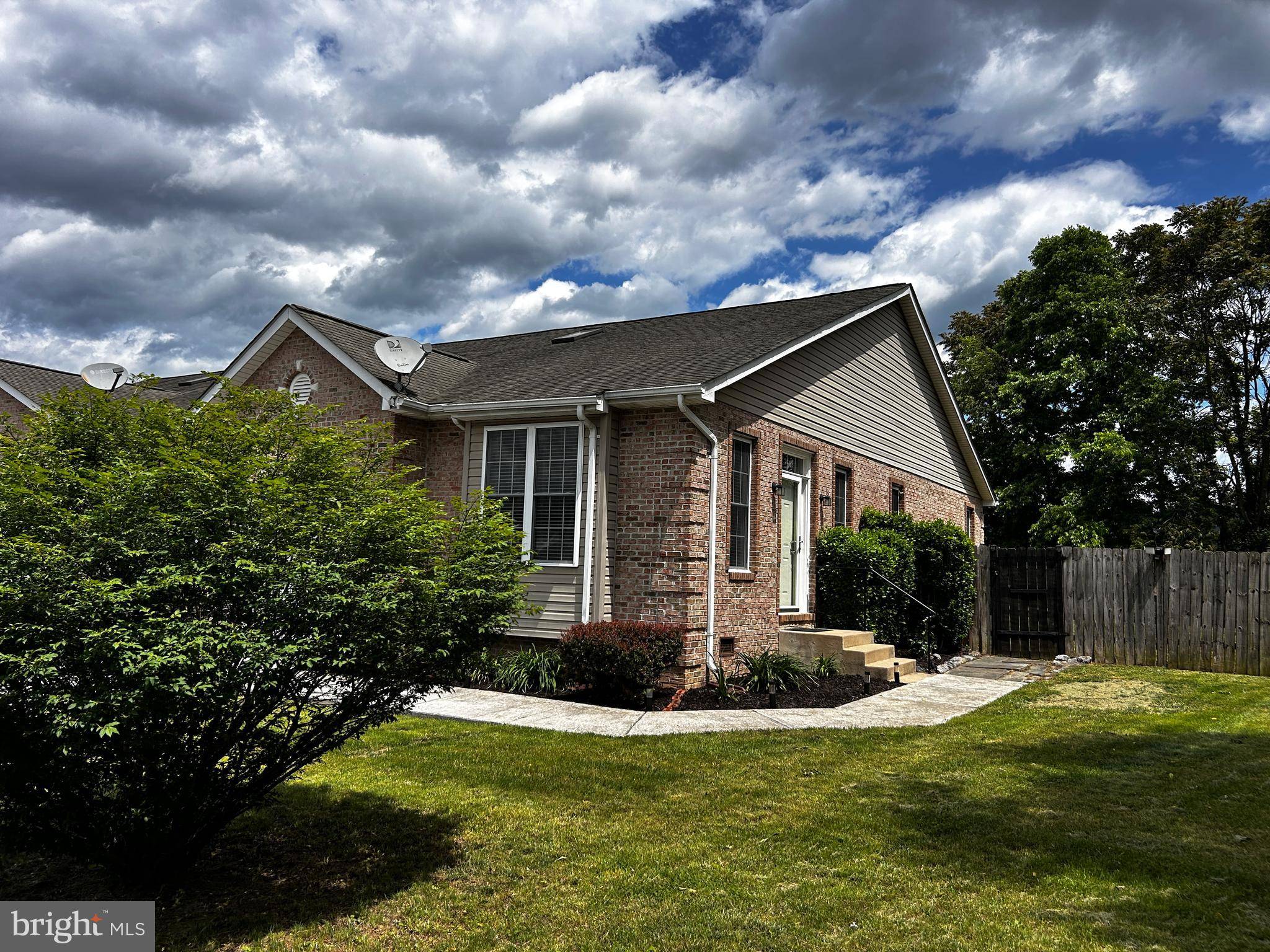 Woodstock, VA 22664,331 LORA DR