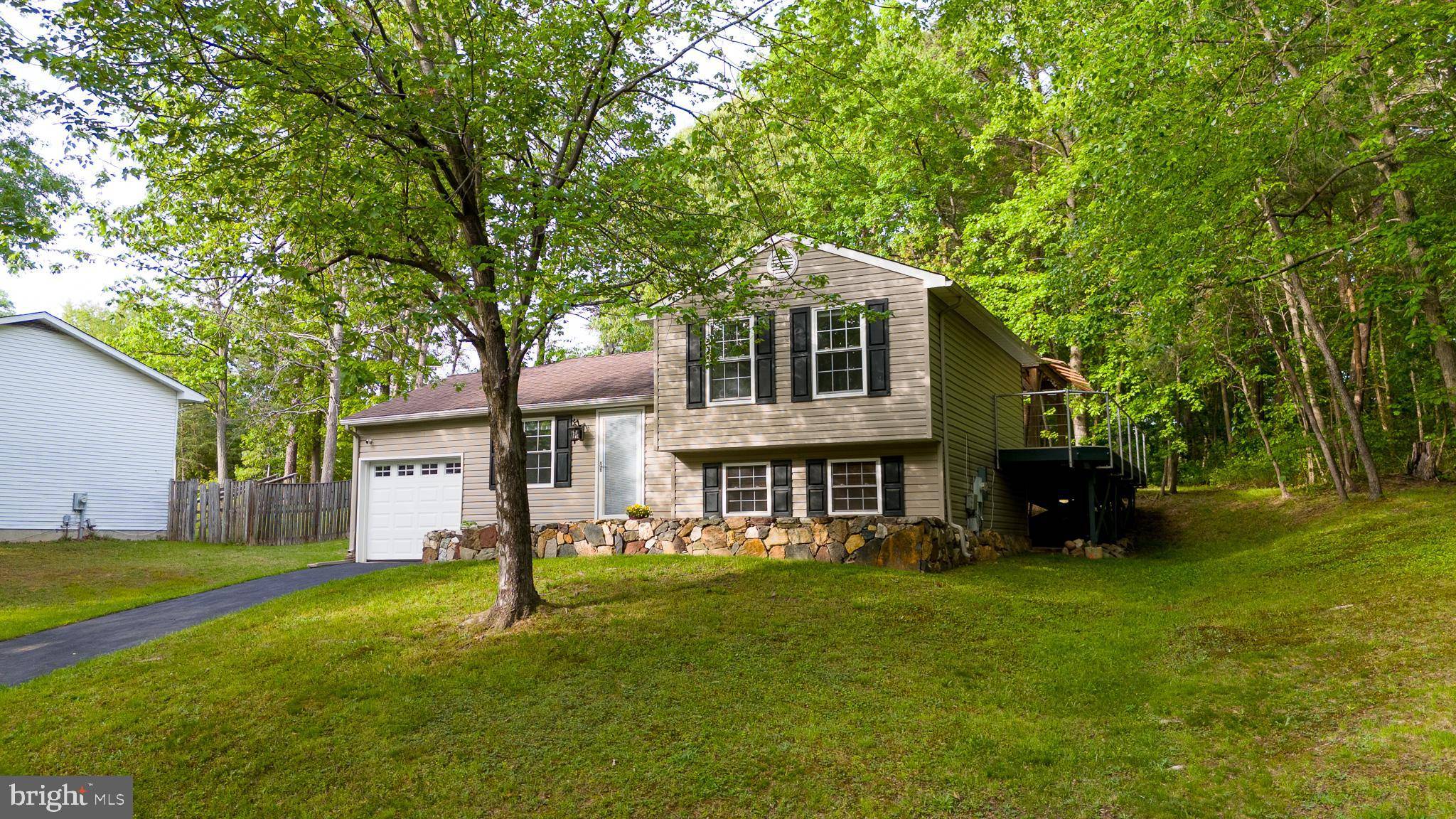 Severn, MD 21144,357 COUNCIL OAK DR