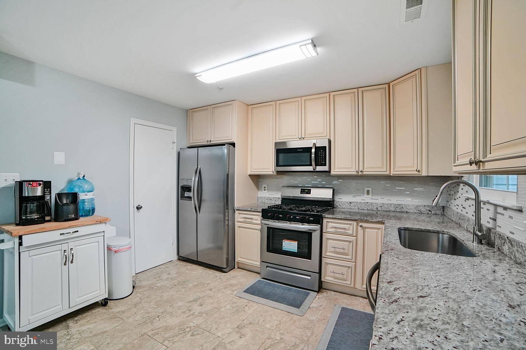 Gaithersburg, MD 20879,7507 ELIOAK TER