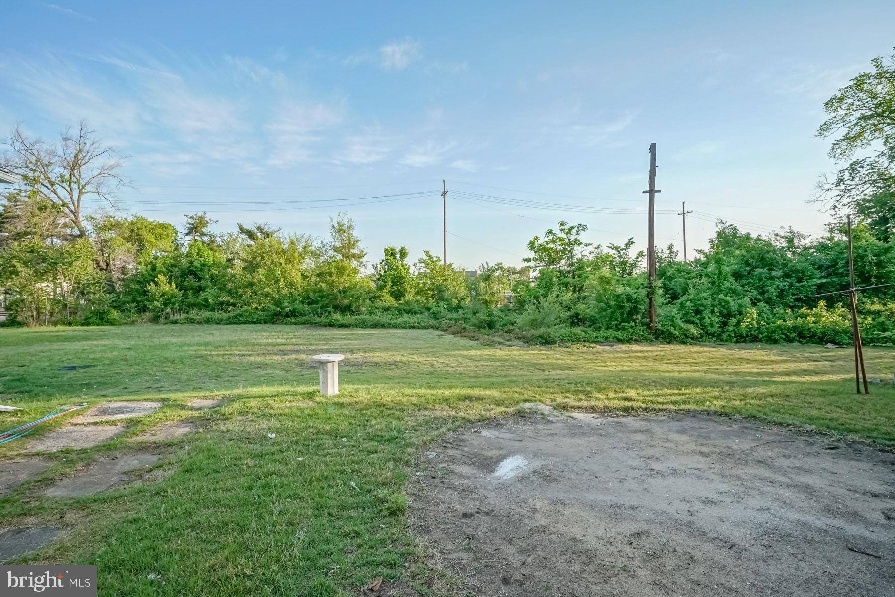 Paulsboro, NJ 08066,815 N CHESTNUT ST
