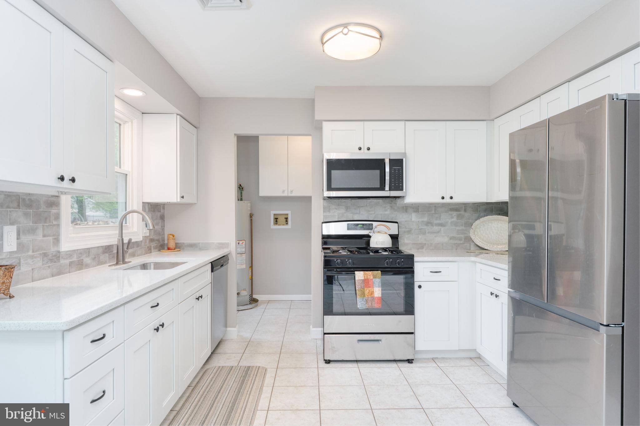 Waretown, NJ 08758,49 WILLOW ST
