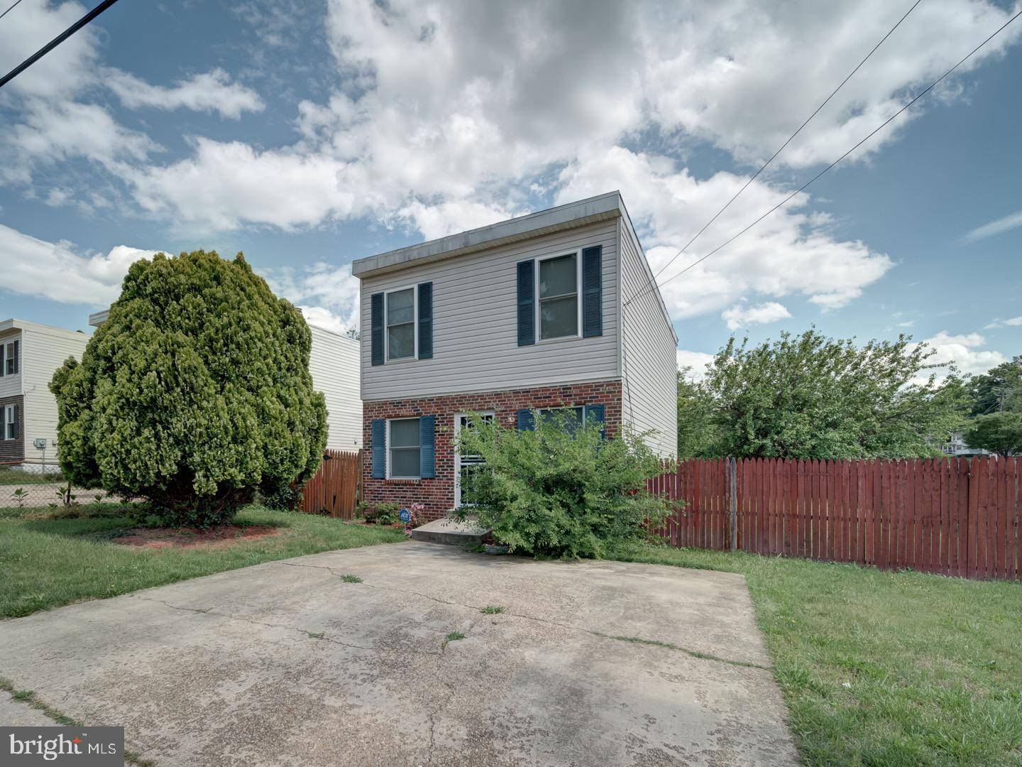 Capitol Heights, MD 20743,5801 CROWN ST
