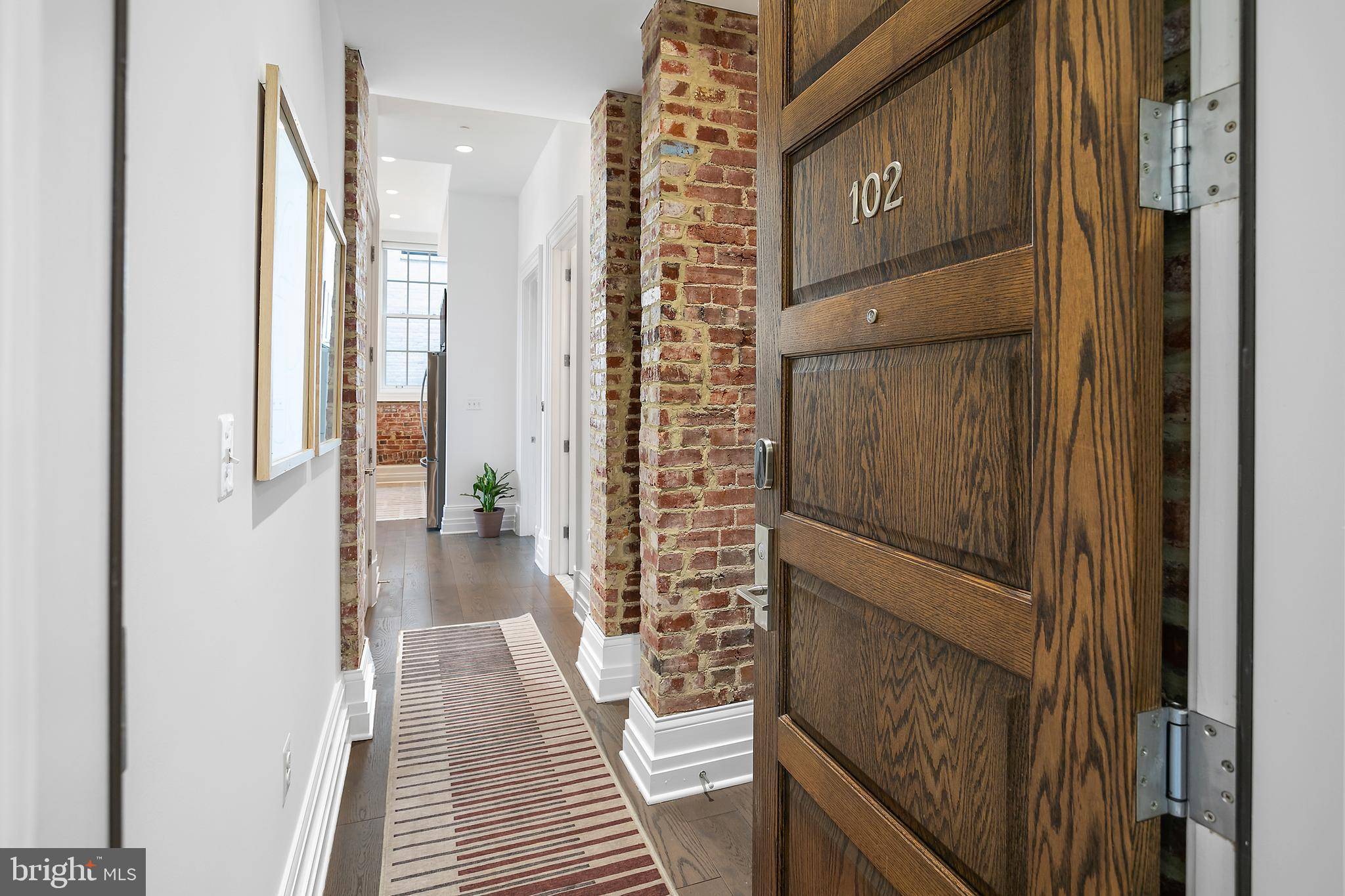 Washington, DC 20002,901 D ST NE #102