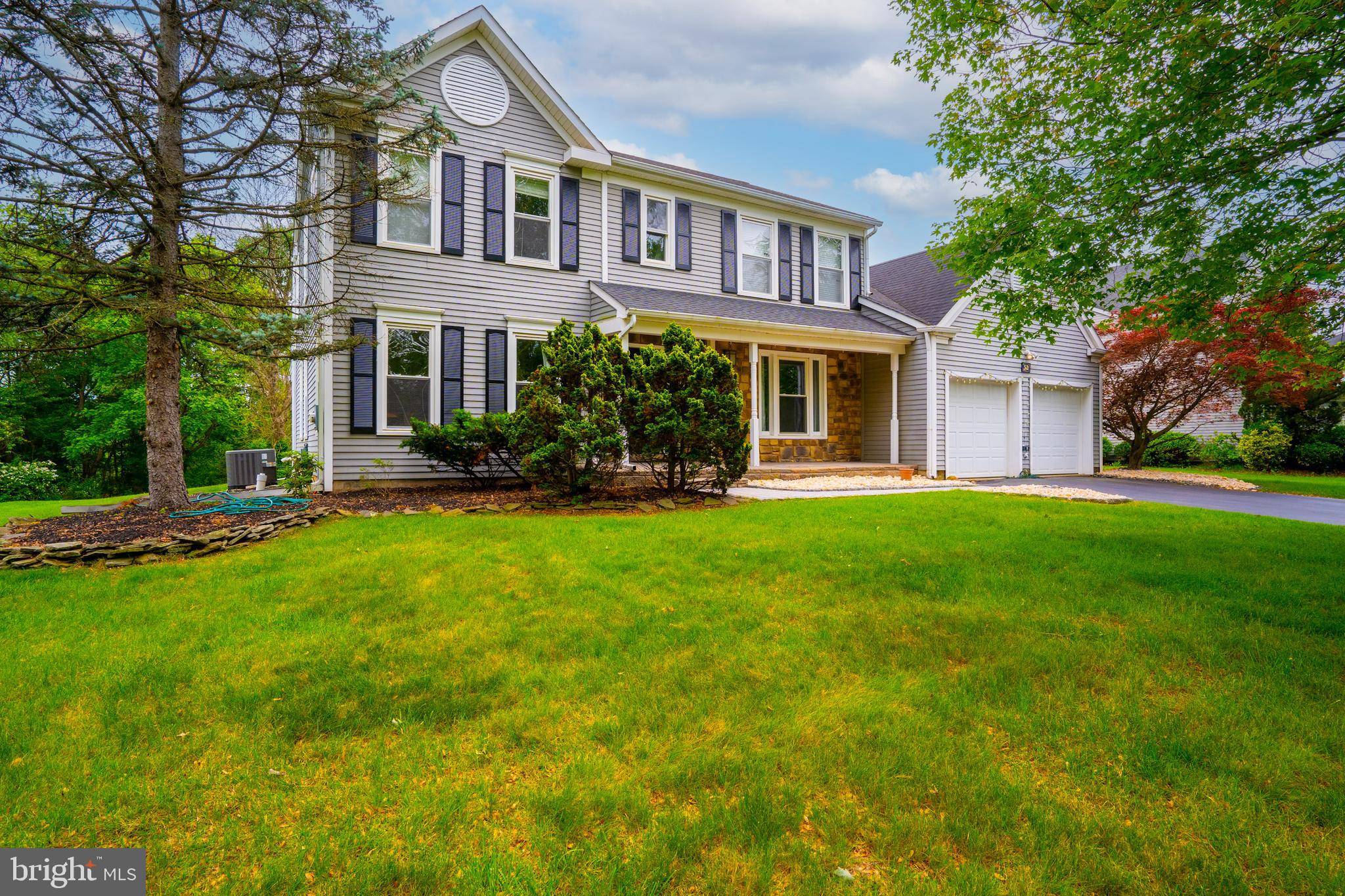 Plainsboro, NJ 08536,52 BRADFORD LN
