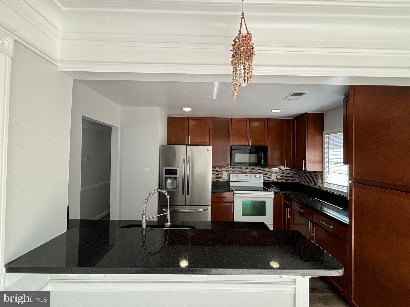 Woodbridge, VA 22191,1811 HALIFAX RD