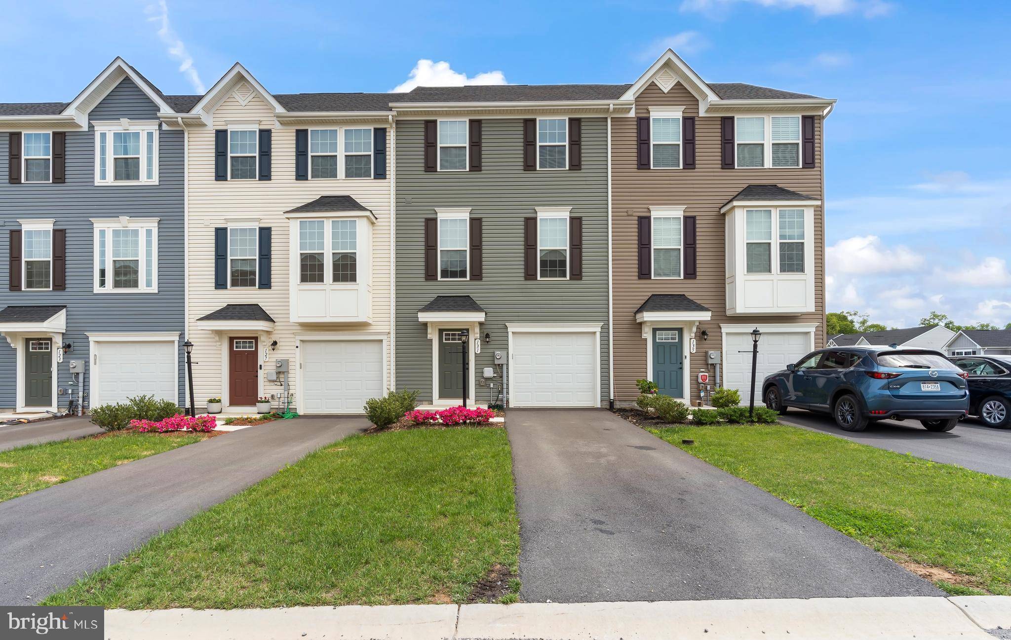Hedgesville, WV 25427,131 DRIPPING SPRING DR