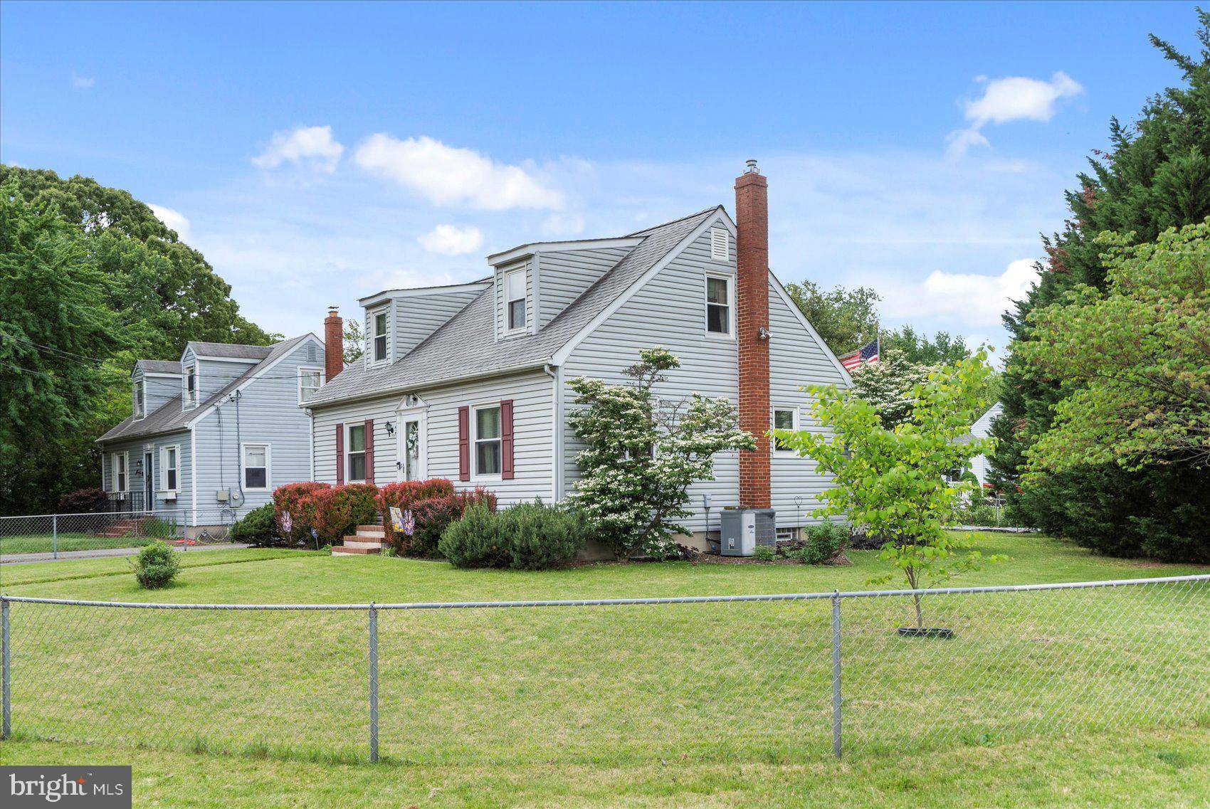 Glen Burnie, MD 21061,404 HOLLY RD