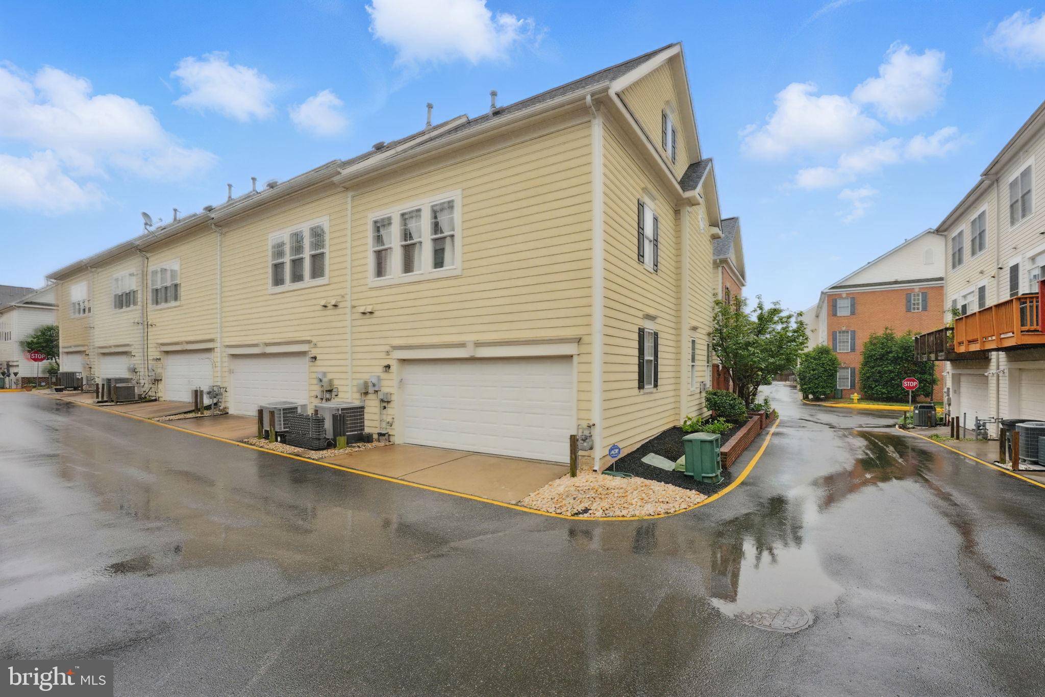 Woodbridge, VA 22191,13716 PINNACLE ST