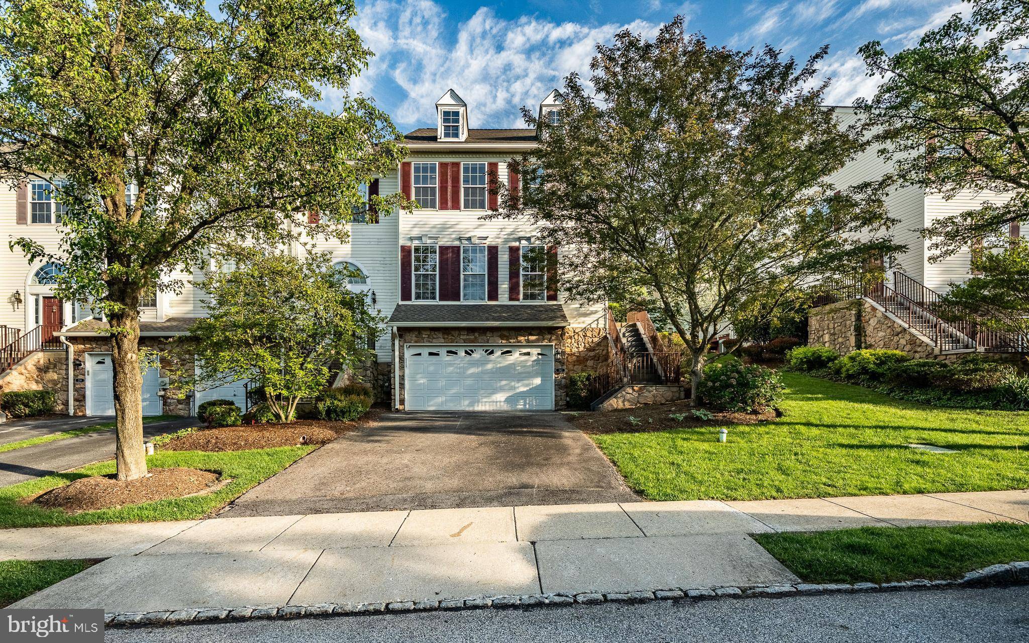 West Chester, PA 19380,242 BIRCHWOOD DR