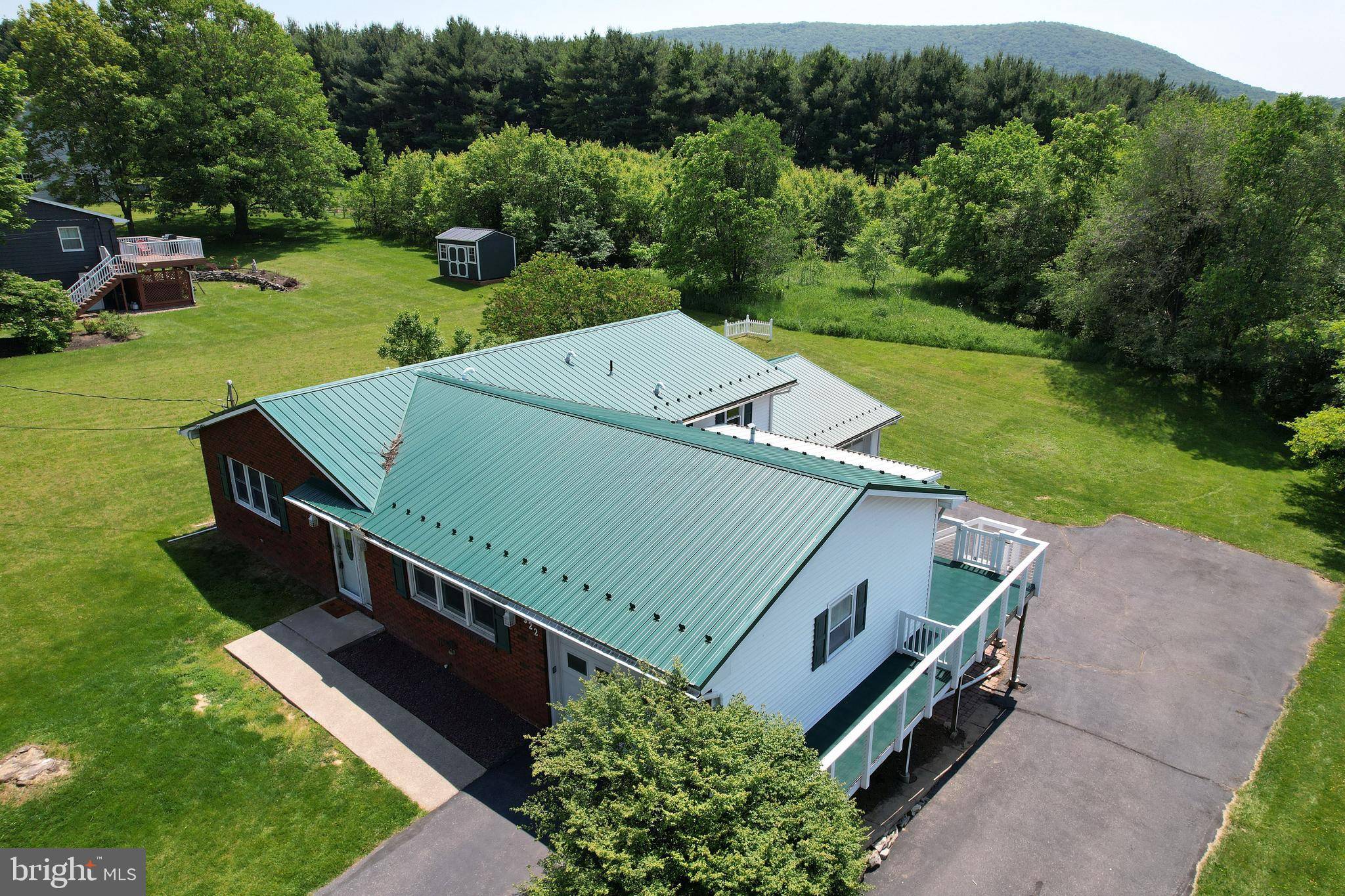 State College, PA 16801,322 SPRING LEA DR
