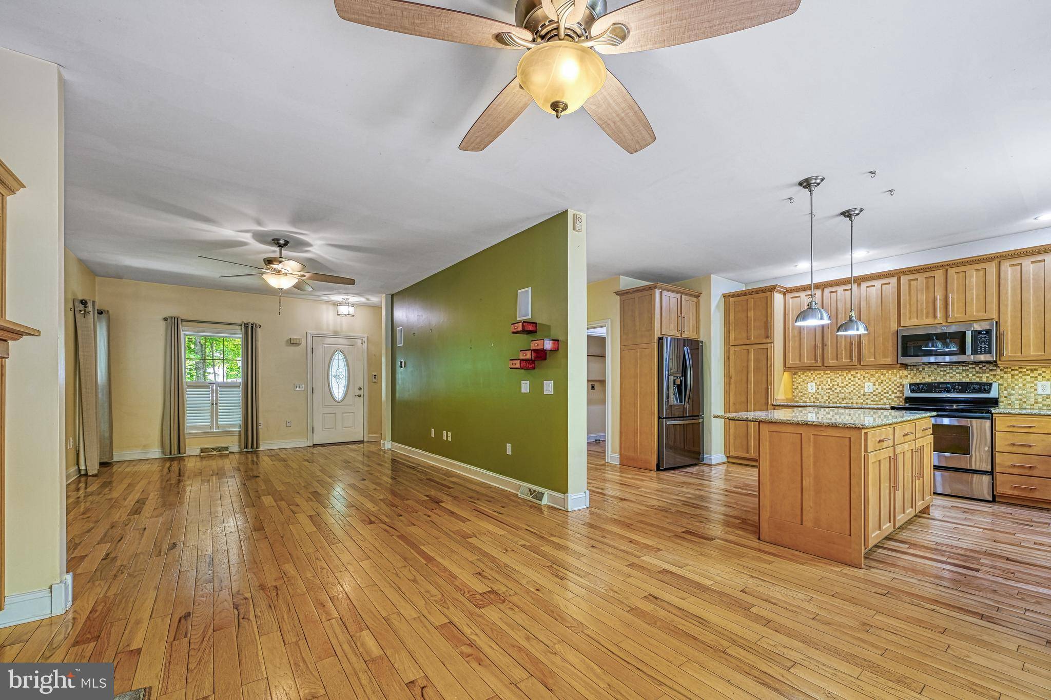 Louisa, VA 23093,188 BYRD POINT LN