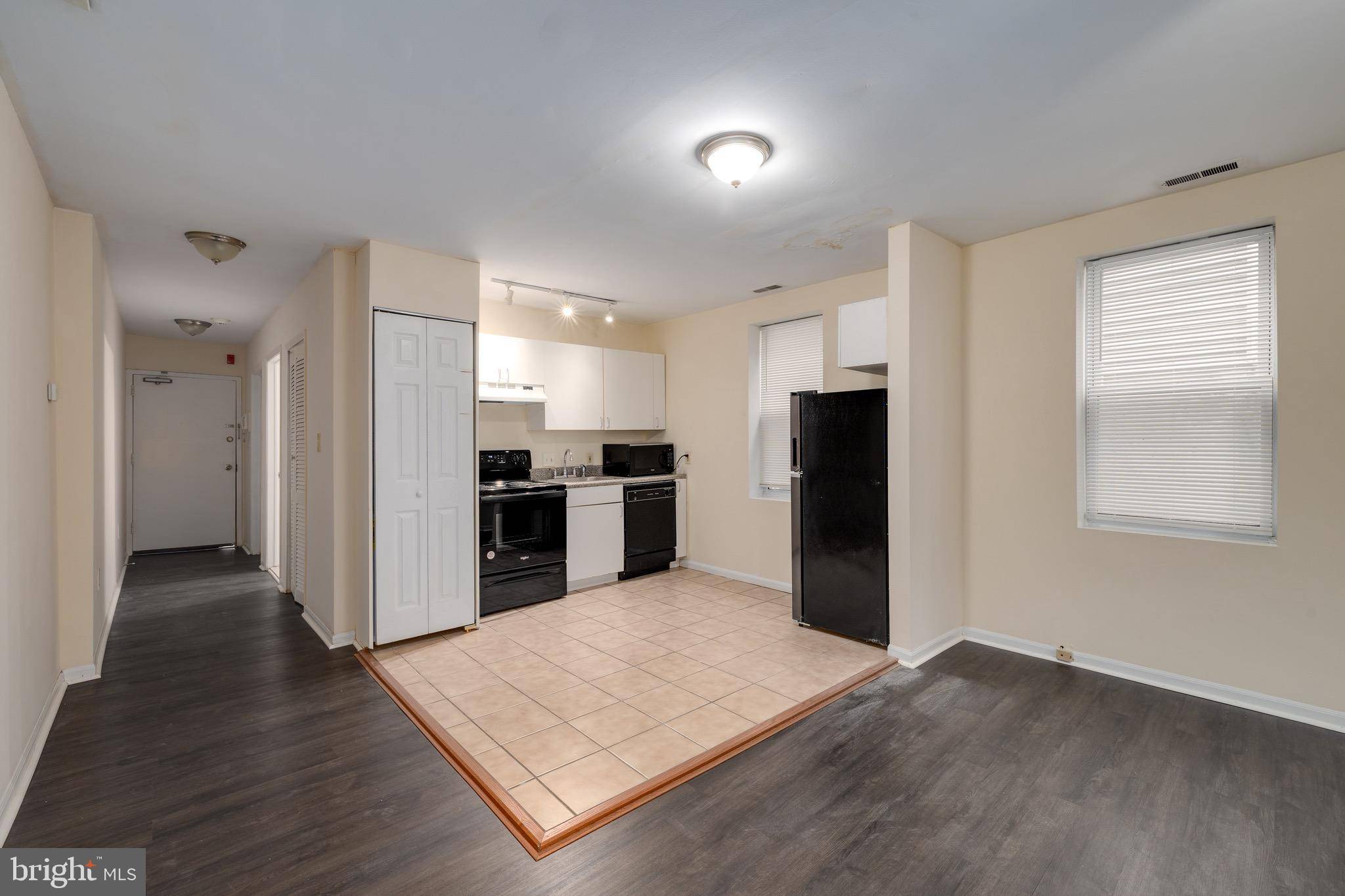 Philadelphia, PA 19147,339 BAINBRIDGE ST #BR
