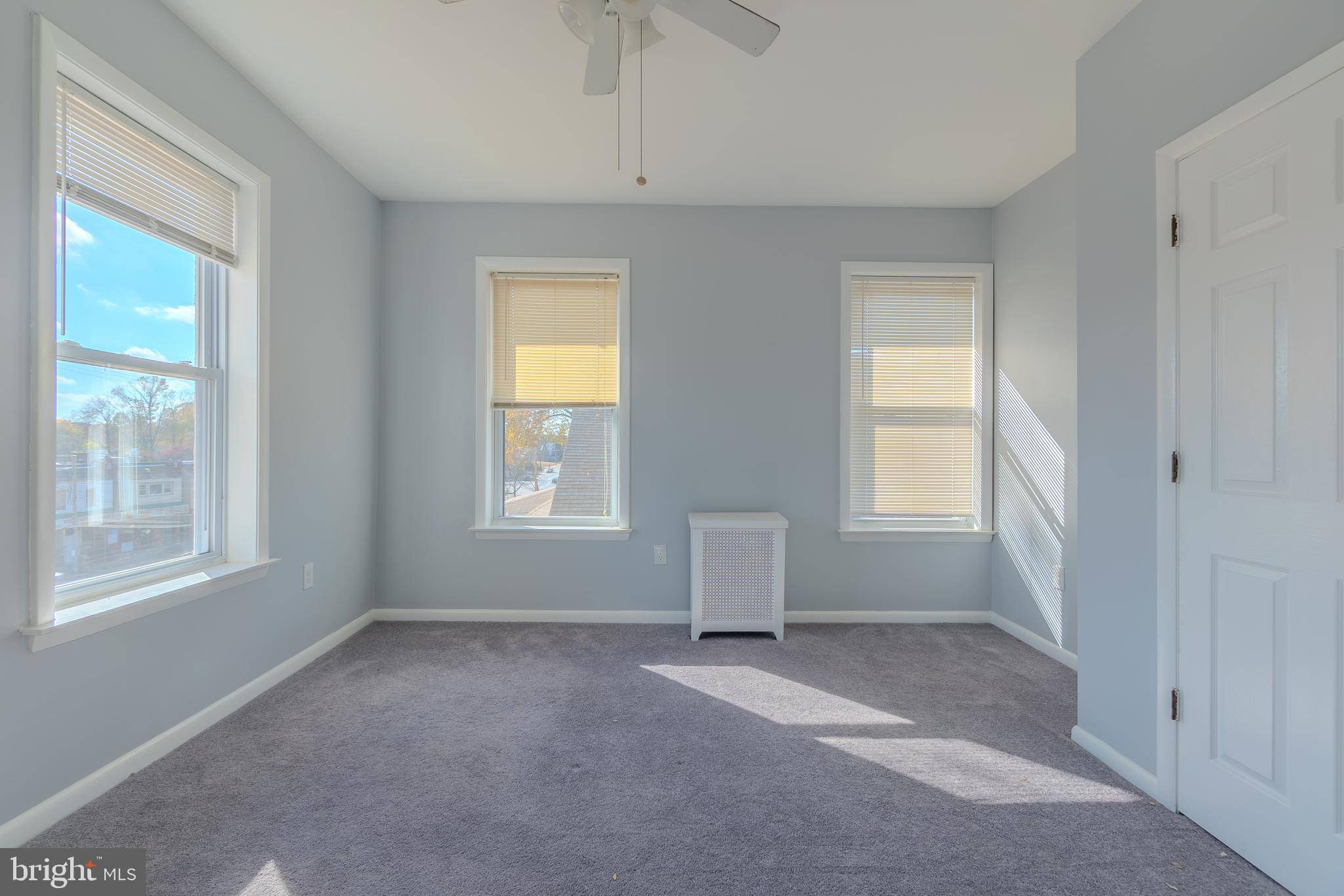 Glenolden, PA 19036,40 N CHESTER PIKE #2