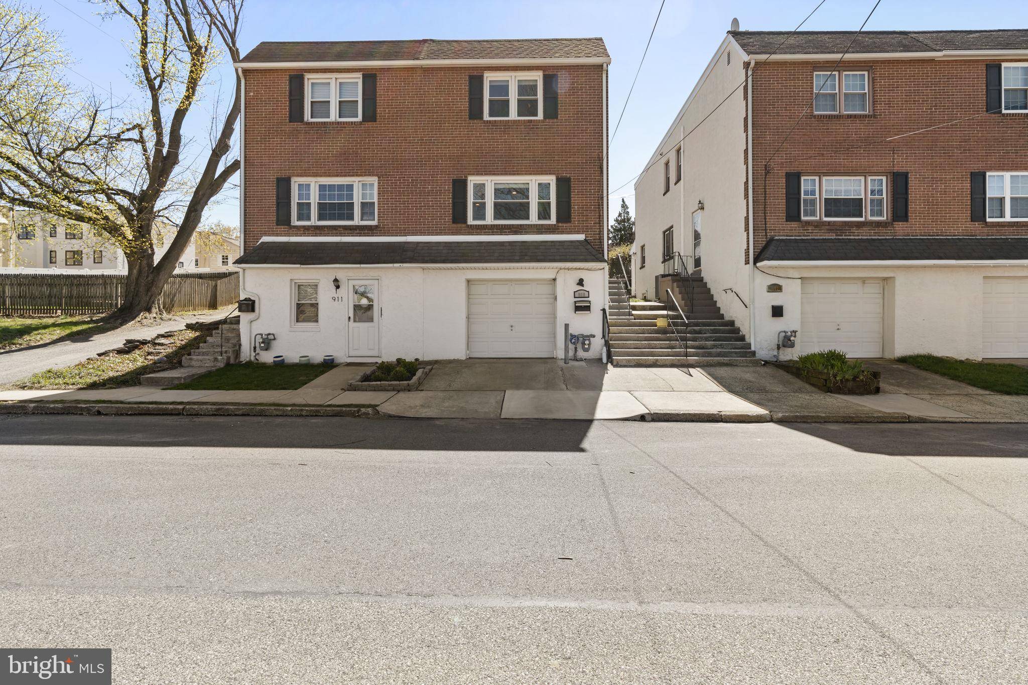 Conshohocken, PA 19428,909 WOOD ST