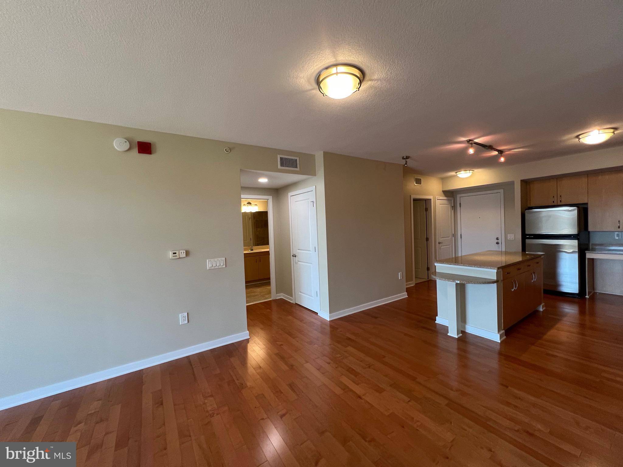 Washington, DC 20001,475 K ST NW #805