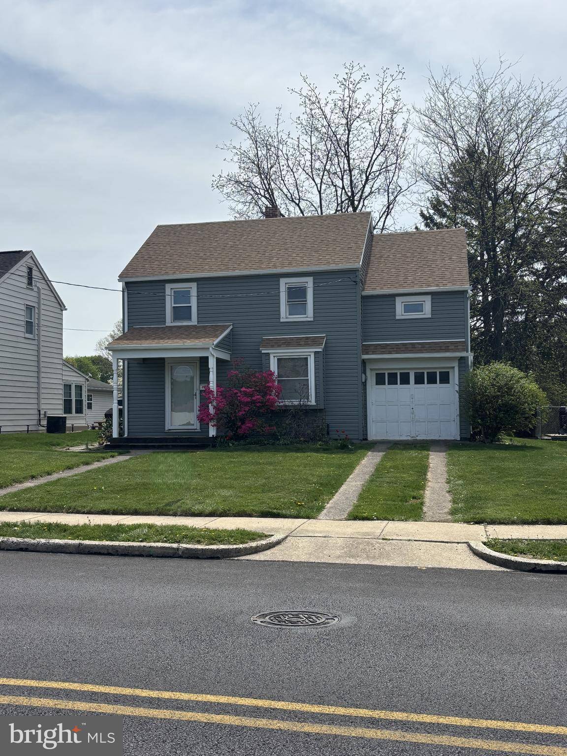 Chambersburg, PA 17201,1018 S FOURTH ST