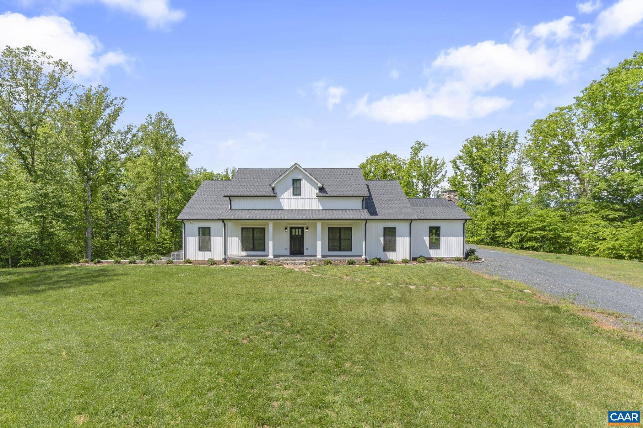 Buckingham, VA 23921,3162 OAK HILL RD