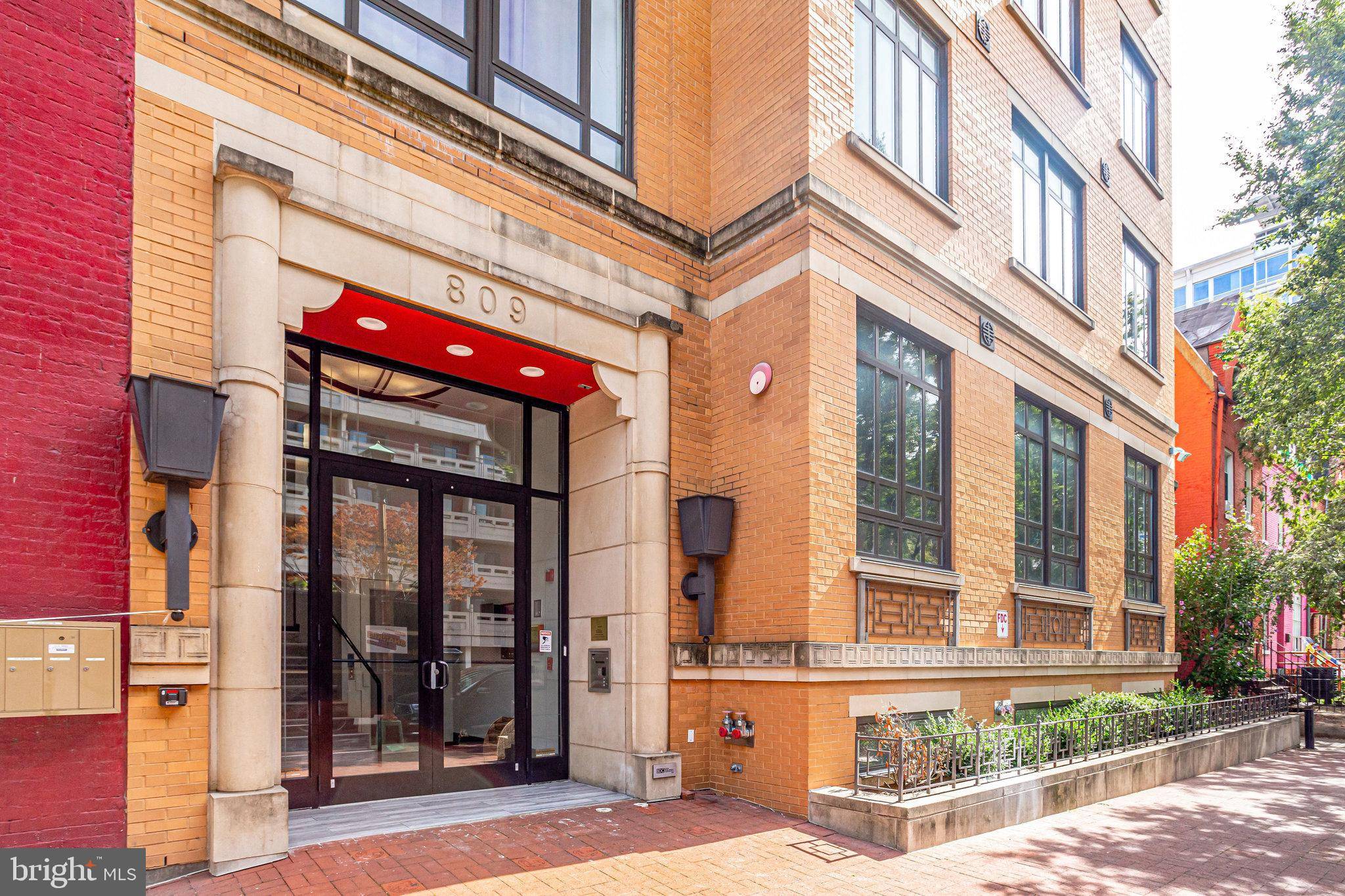 Washington, DC 20001,809 6TH ST NW #63