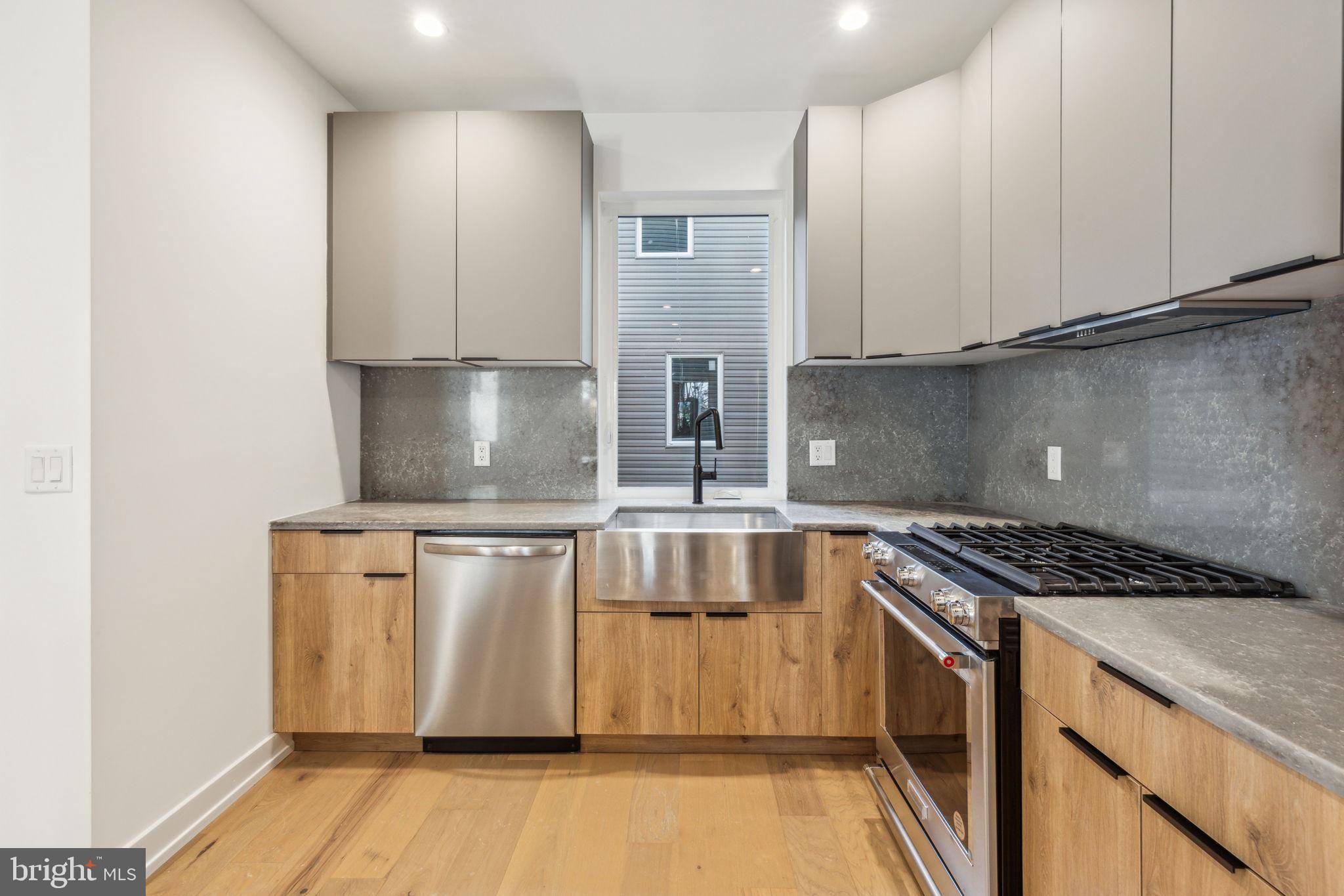 Philadelphia, PA 19125,1214 E SUSQUEHANNA AVE #4