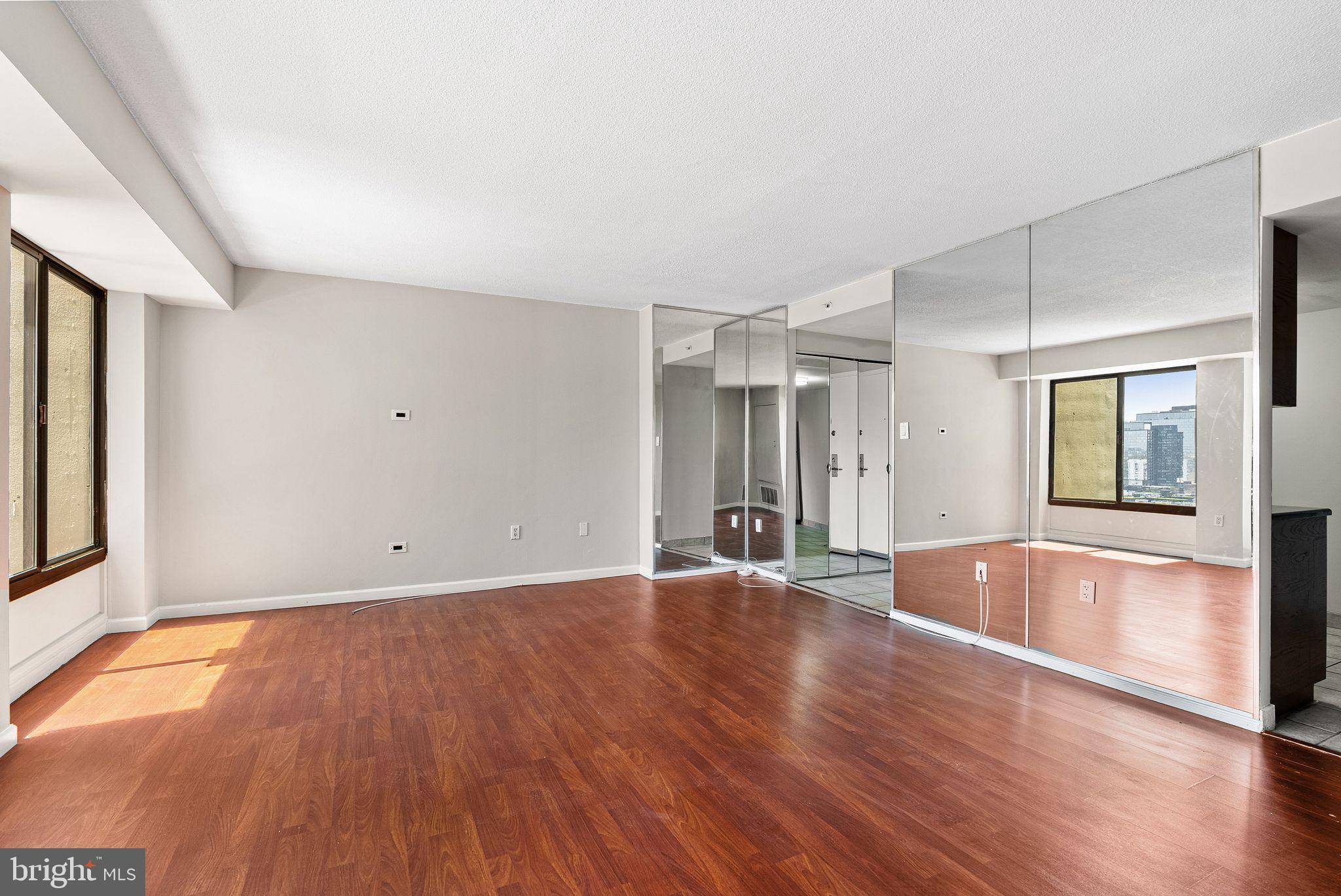 Philadelphia, PA 19130,2001 HAMILTON ST #1614