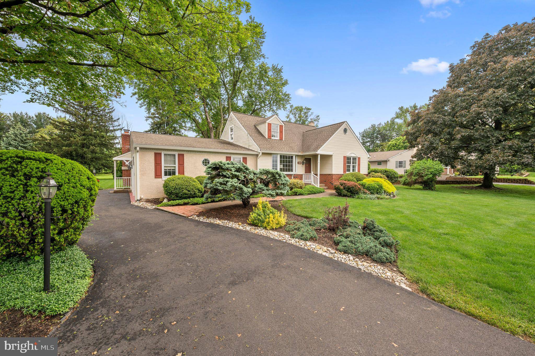 Churchville, PA 18966,389 HATBORO RD