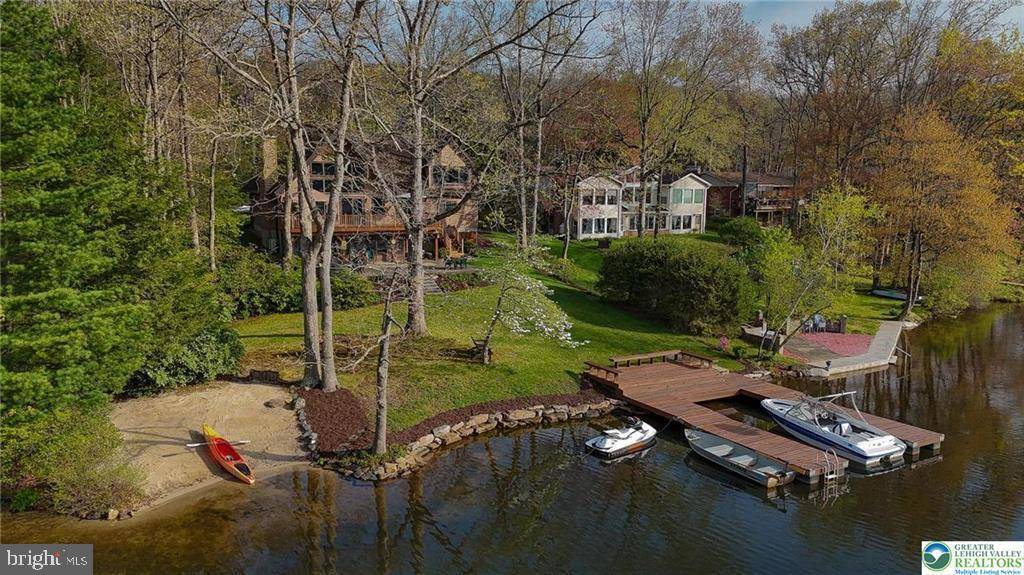 Nesquehoning, PA 18240,70 GREAT OAKS DR
