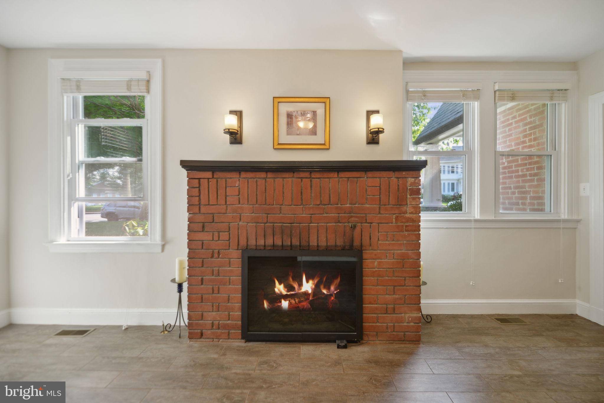 Falls Church, VA 22046,906 PARK AVE