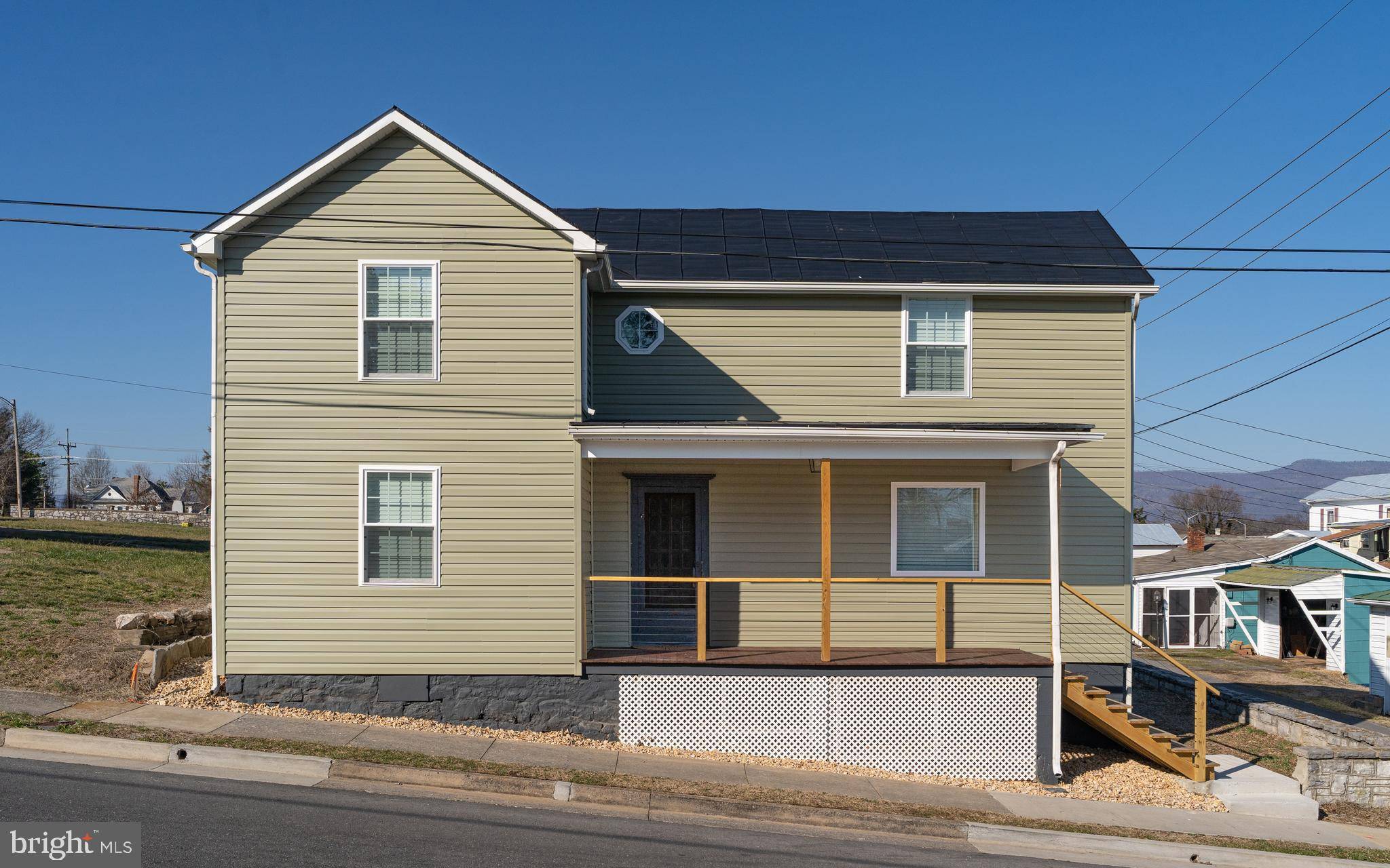 Luray, VA 22835,6 WILSON AVE