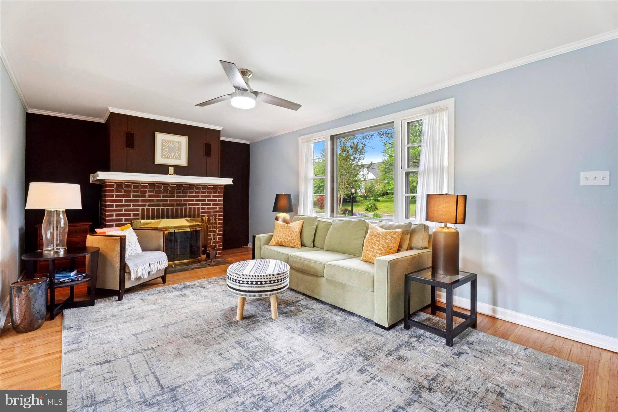 Wallingford, PA 19086,303 PRICHARD LN