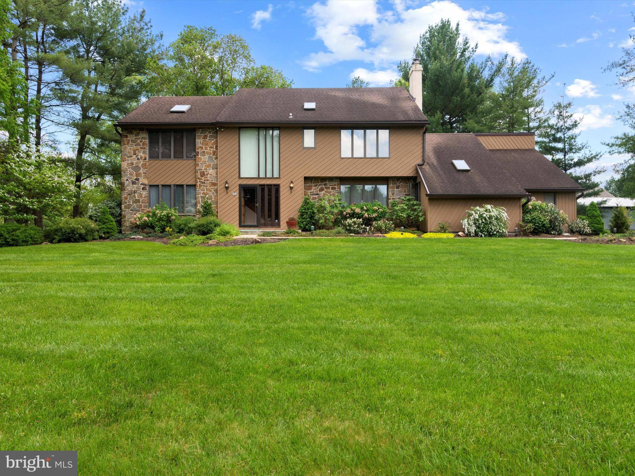 West Chester, PA 19382,1136 DORSET DR