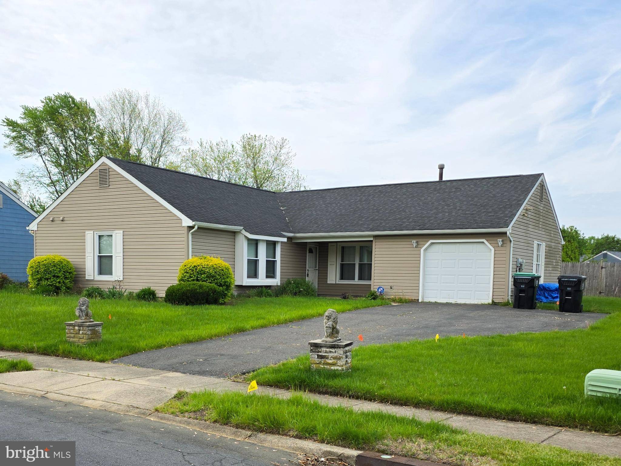 Sicklerville, NJ 08081,142 ARBOR MEADOW DR
