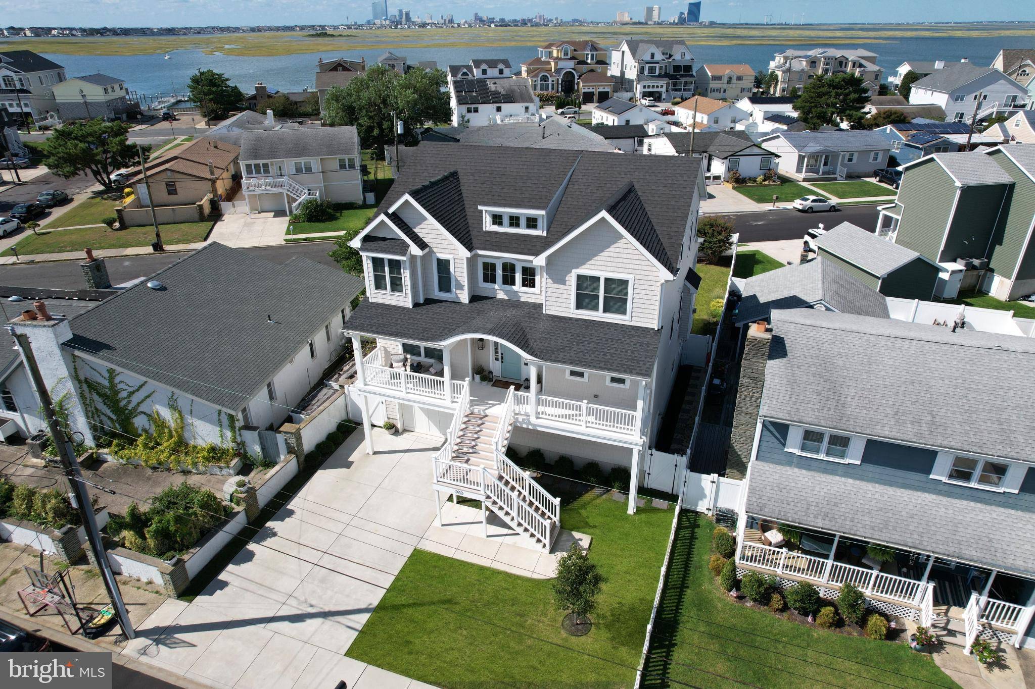 Brigantine, NJ 08203,702 STERLING PL