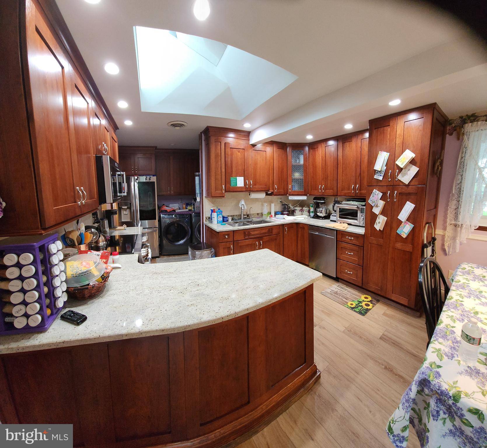 Morrisville, PA 19067,214 ALDEN AVE