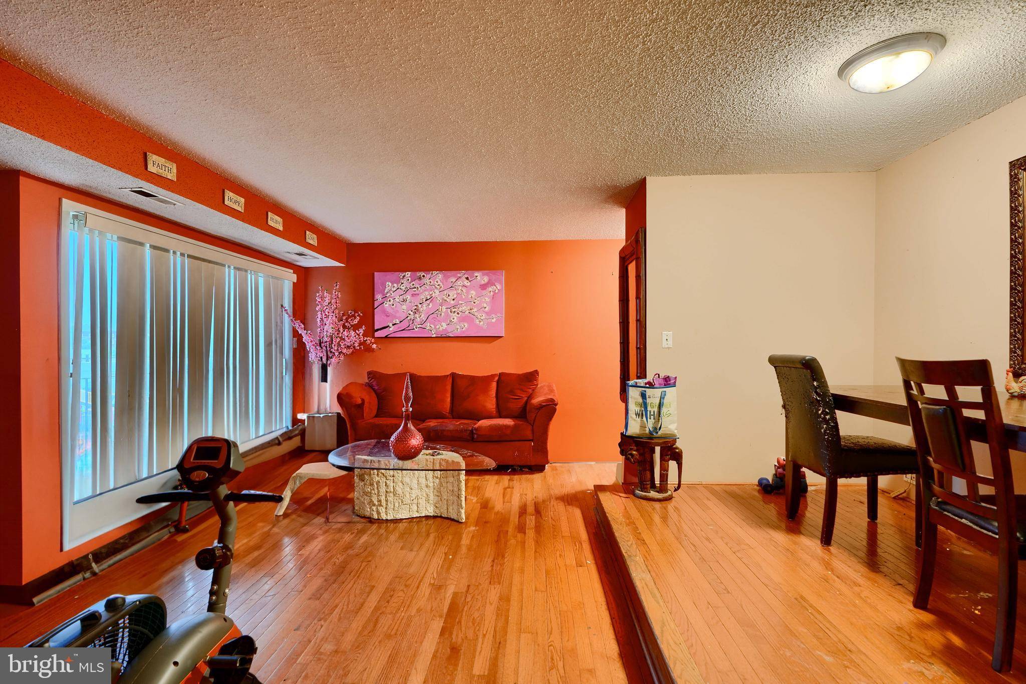 Washington, DC 20032,625A CHESAPEAKE ST SE #202