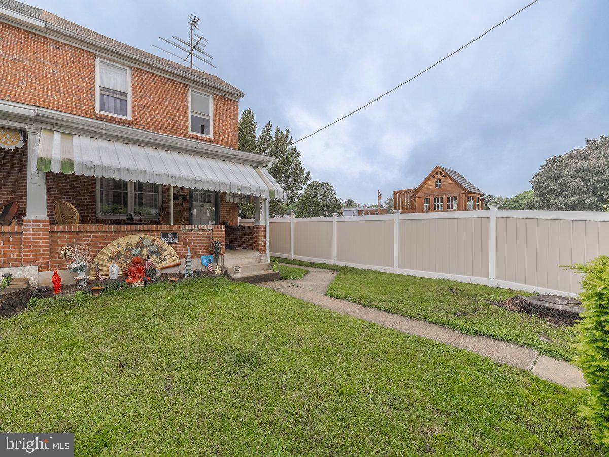 Norristown, PA 19401,909 NOBLE ST
