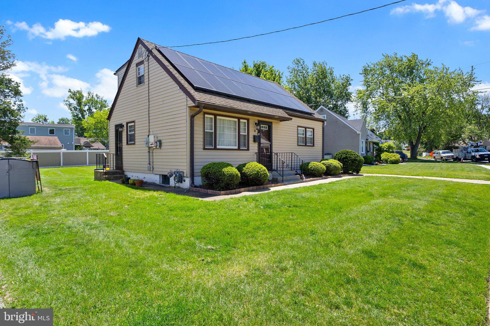 Hamilton, NJ 08690,35 SHACKAMAXON DR