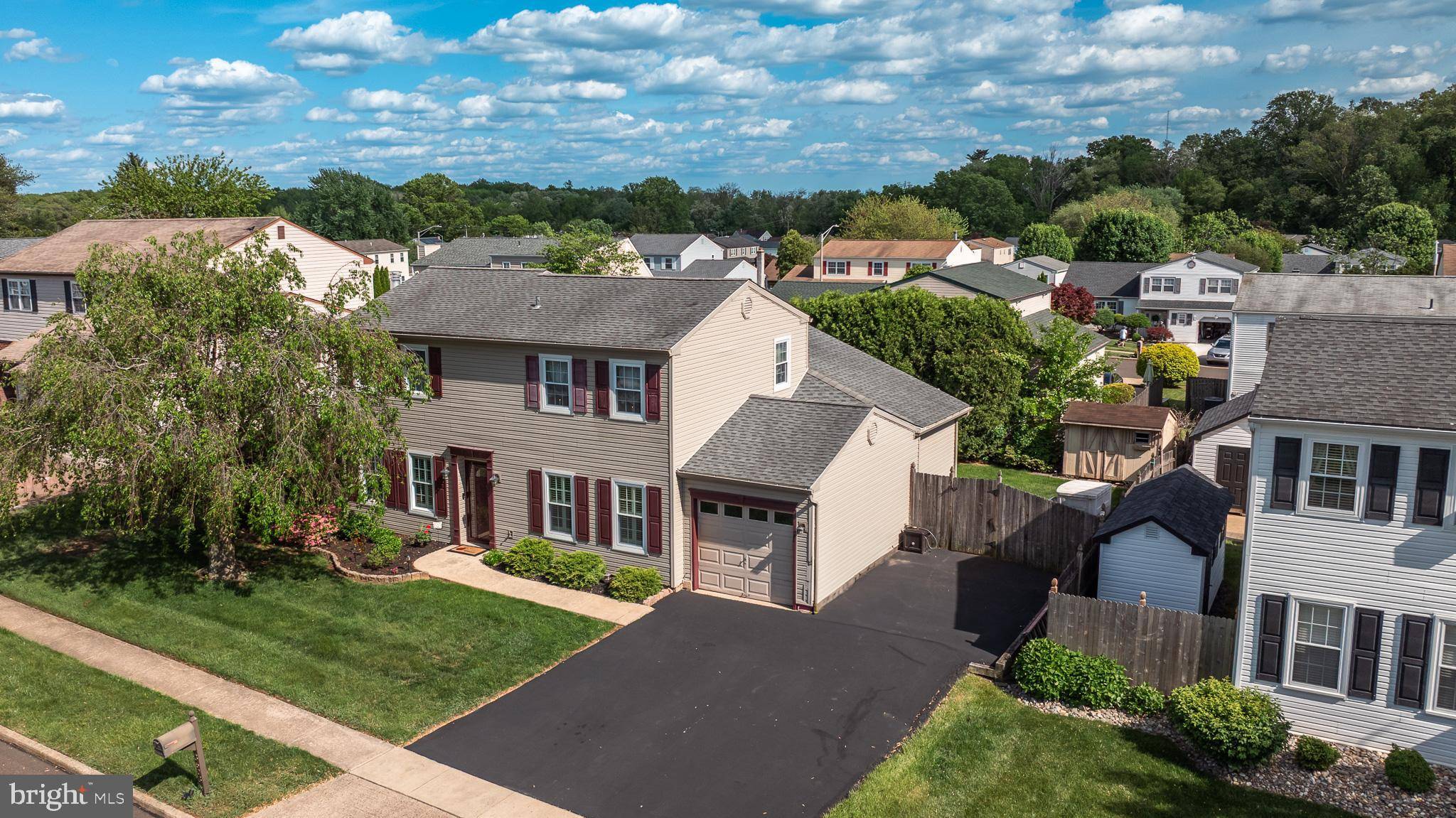 Bensalem, PA 19020,3603 PEACH TREE LN