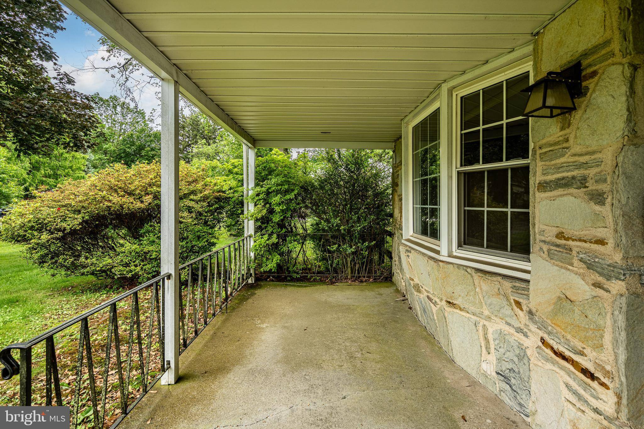 Blue Bell, PA 19422,1421 MANOR LN