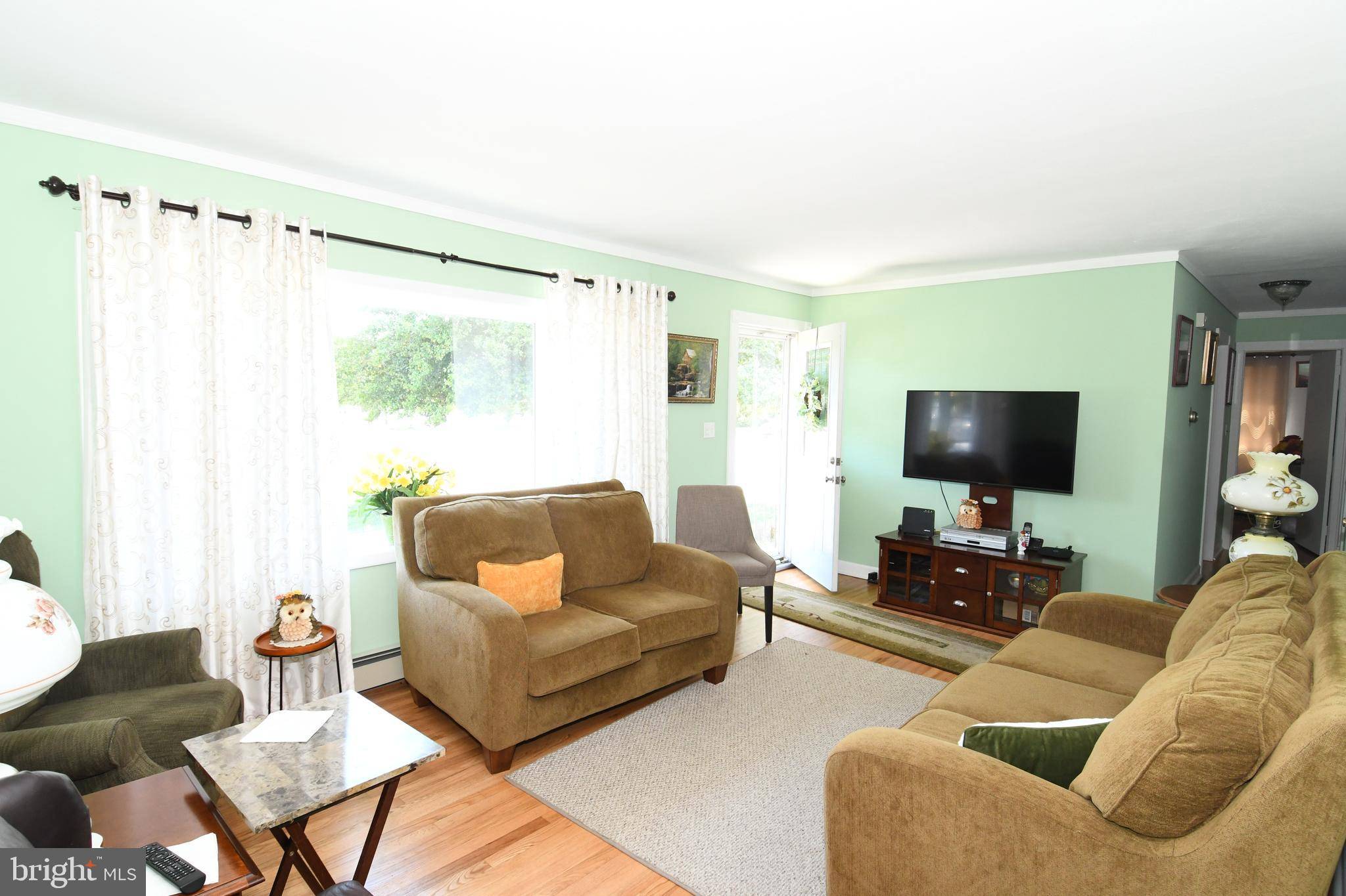 Trenton, NJ 08690,1841 YARDVILLE-HAMILTON SQUARE RD