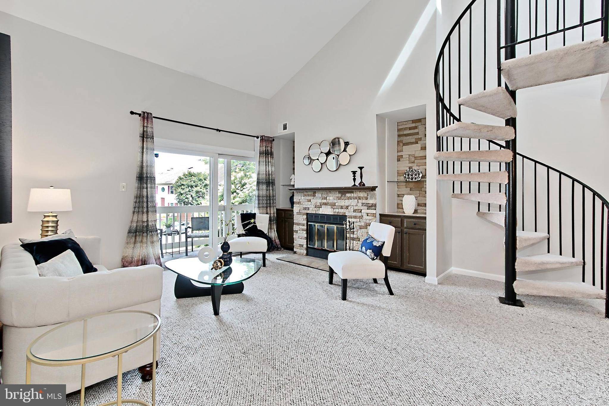 Alexandria, VA 22310,6913-B SANDRA MARIE CIR #B