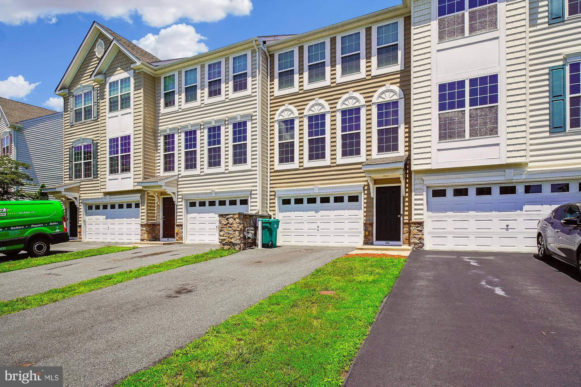 Townsend, DE 19734,660 COURTLY RD
