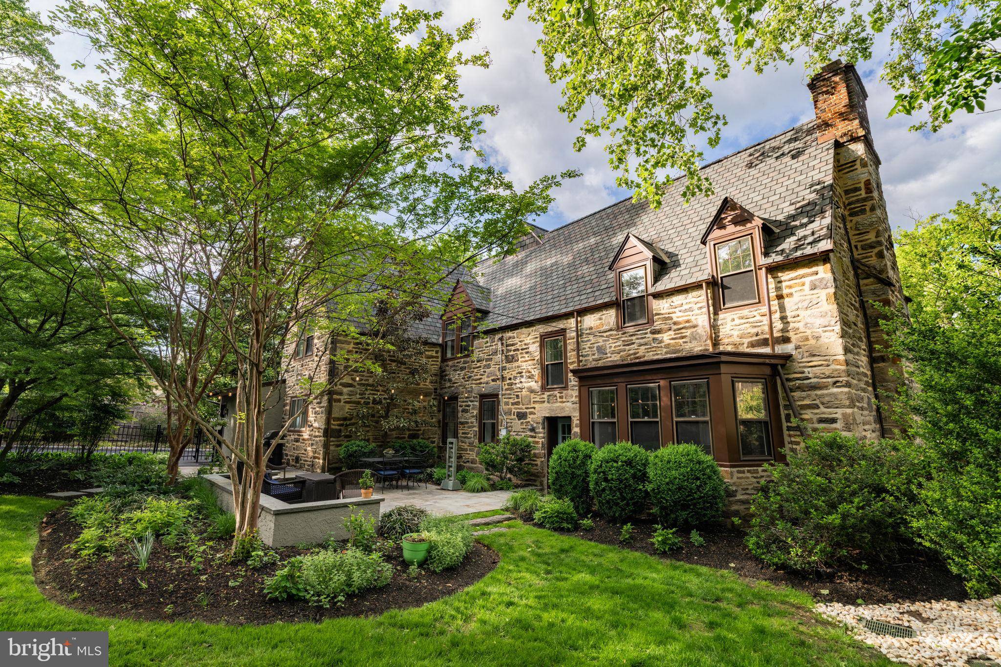 Jenkintown, PA 19046,1872 LAMBERT RD