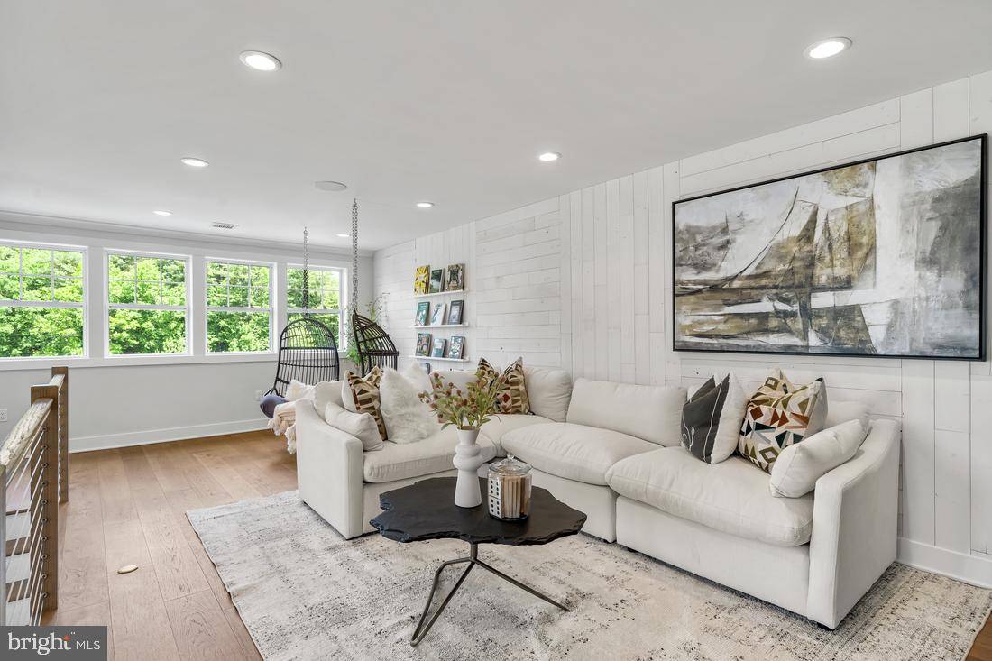 Langhorne, PA 19047,0 KYLE LANE