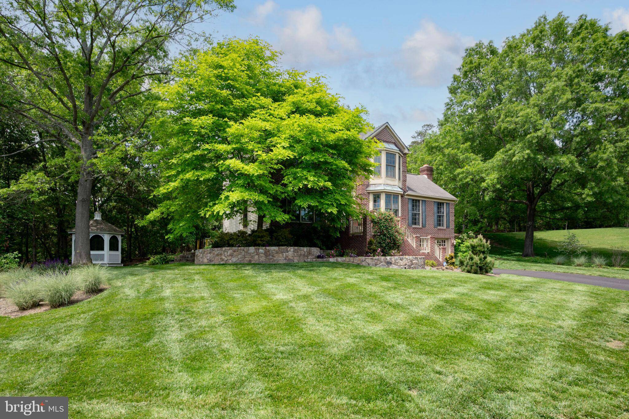 Centreville, VA 20121,15069 BROWN POST LN