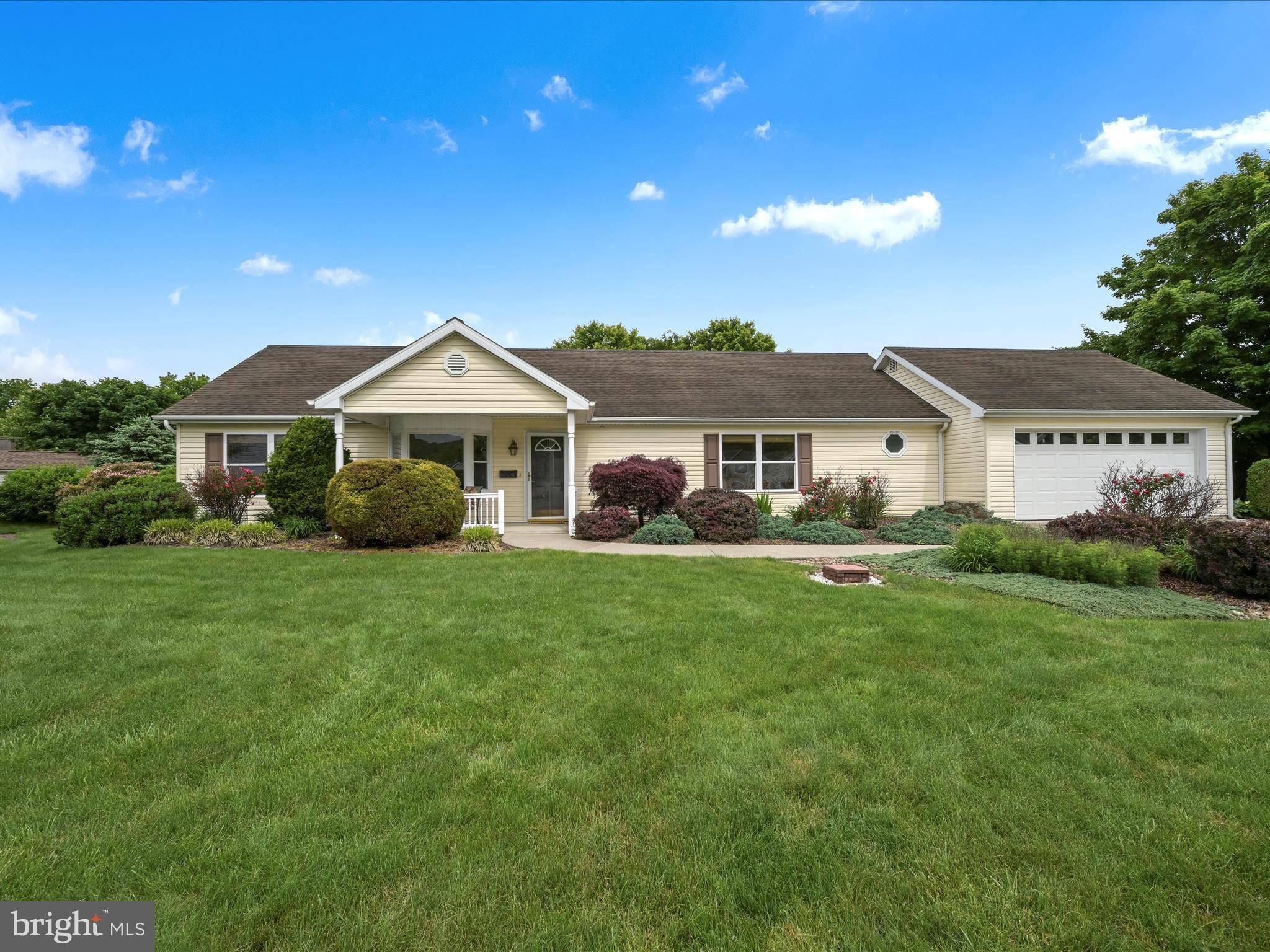 Pine Grove, PA 17963,13 LENAPE CT