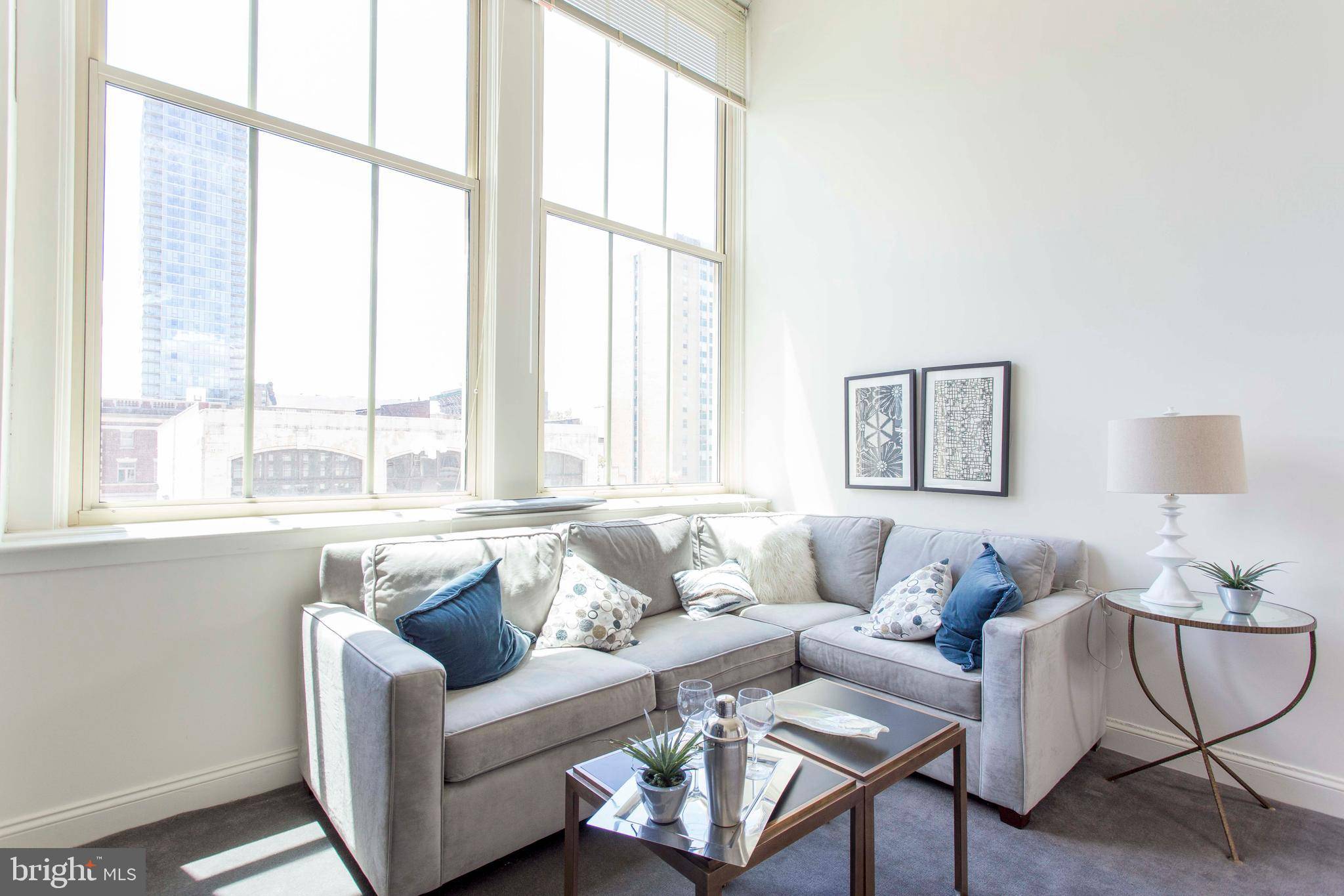 Philadelphia, PA 19103,2121-41 MARKET ST #216