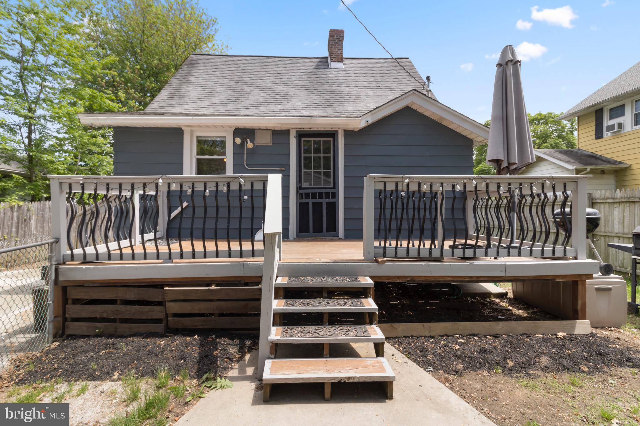 Carneys Point, NJ 08069,294 JEFFERSON ST