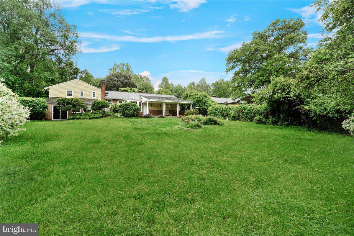 Ashton, MD 20861,704 EDNOR RD