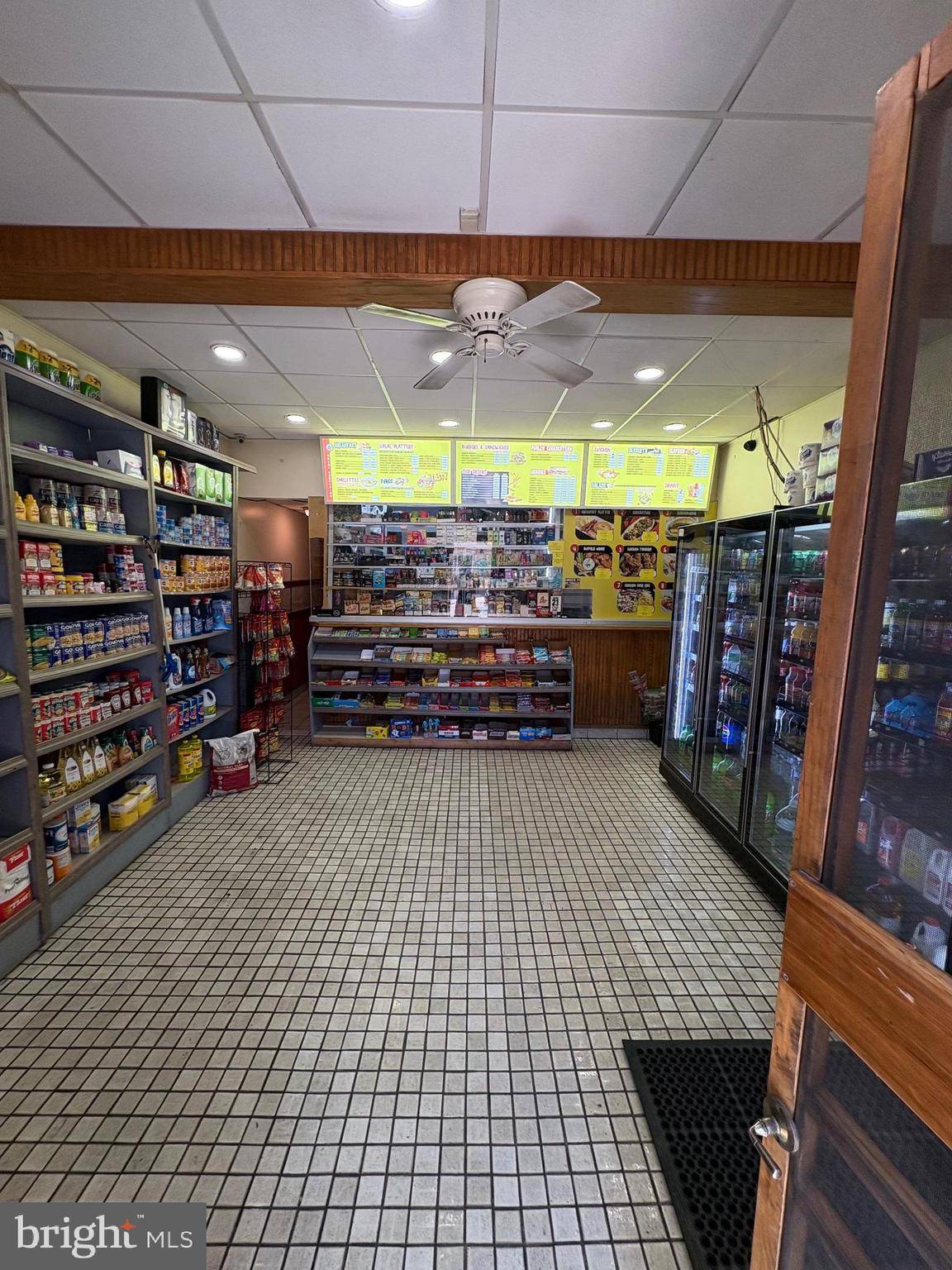 Upper Darby, PA 19082,2335 MARSHALL RD