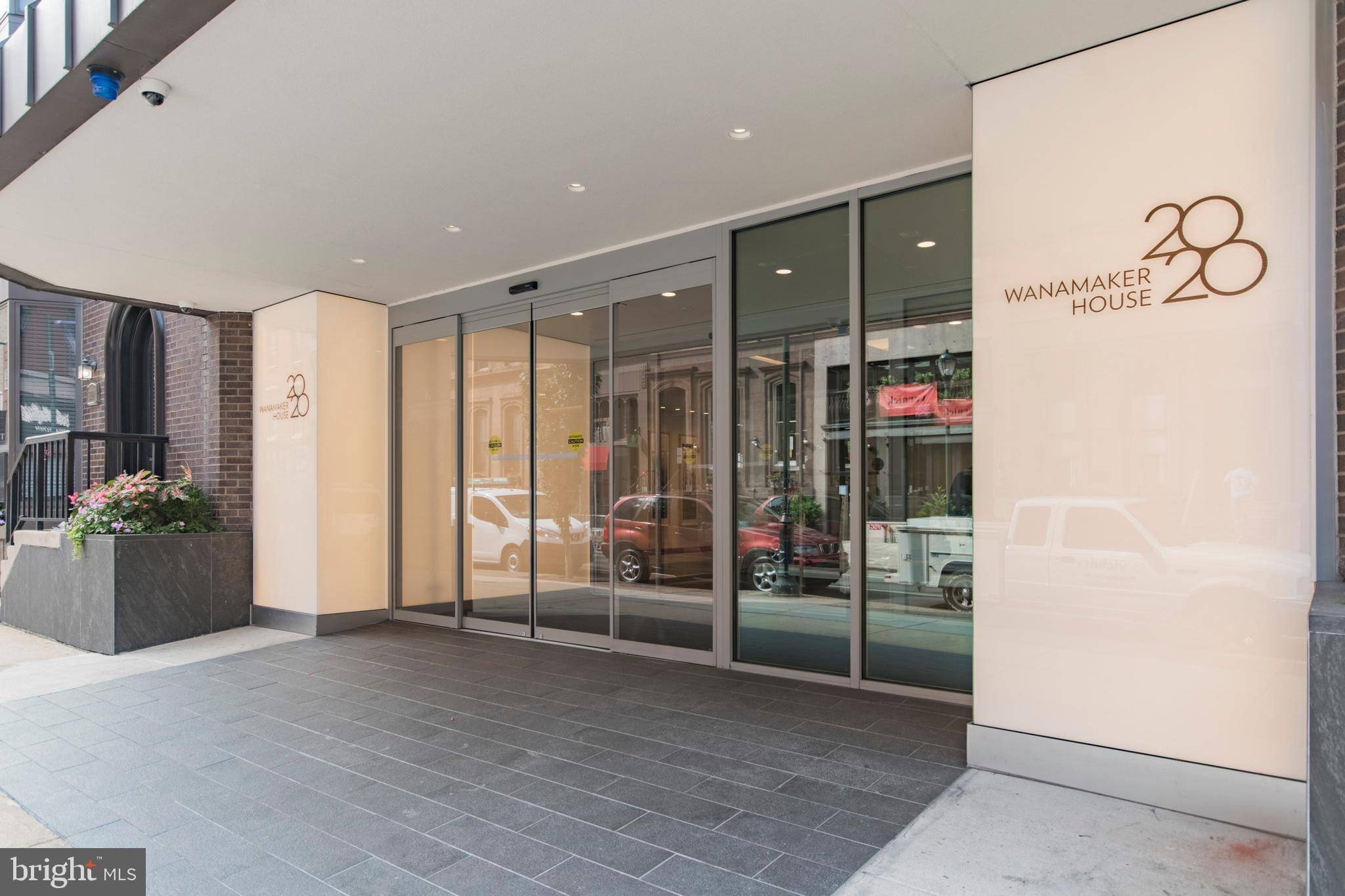 Philadelphia, PA 19103,2018-32 WALNUT ST #19GH